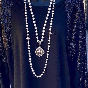 French Kande Freshwater Pearls with Fleur Medallion